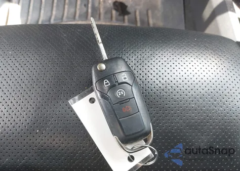 2017 Ford F-250 Lariat z USA, uszkodzony, nr VIN 1FT7X2B66HED47919